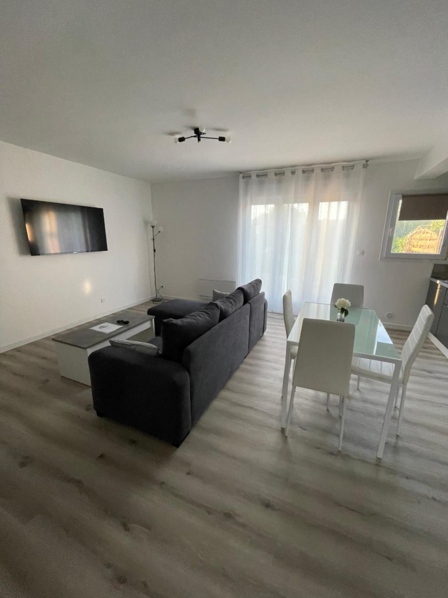 Maison Detente De 100 M2 Uniquement Couple-Famille-Travailleurs Villeparisis Dış mekan fotoğraf